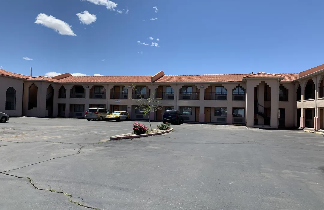 Luxury Inn-1