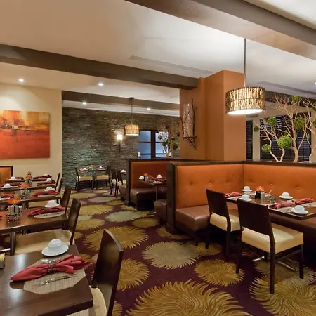 Crowne Plaza Albuquerque By Ihg-3