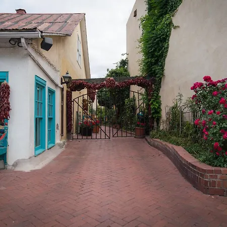 Holiday Inn Express & Suites Albuquerque Historic Old Town By Ihg-3