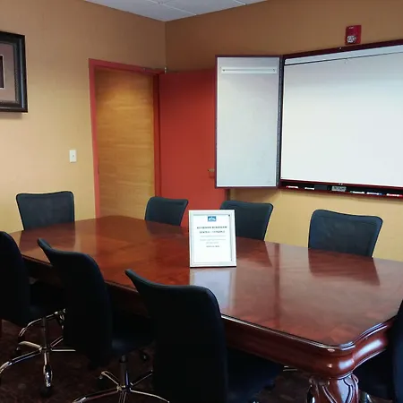 Hampton Inn & Suites - Coors Road-3