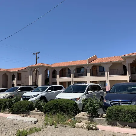 Luxury Inn-2